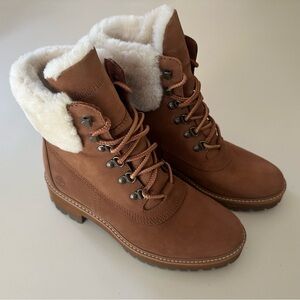 Timberland Women’s Courmayeur Valley Boots